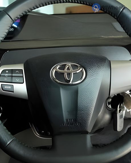 Etios Cross 2012 - 2020 Driver Side Airbag
