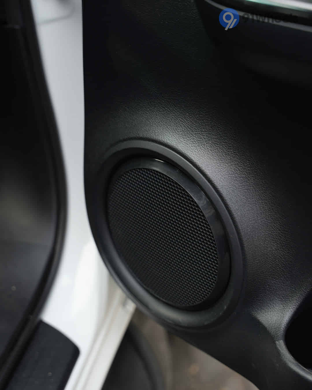Rear Speakers