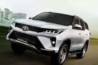 Toyota Fortuner Legender Left Front Three Quarter Toyota Fortuner Legender Left Front Three Quarter