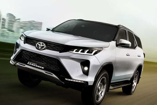 Toyota Fortuner Legender Left Front Three Quarter Toyota Fortuner Legender Left Front Three Quarter