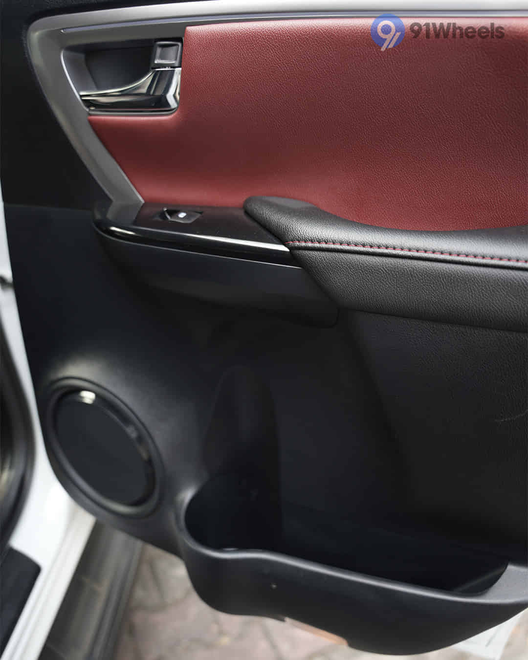 Rear Door Pad Handle