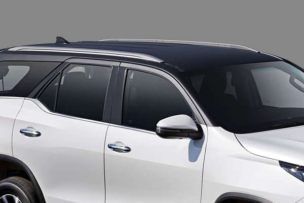 Toyota Fortuner Legender Car Roof