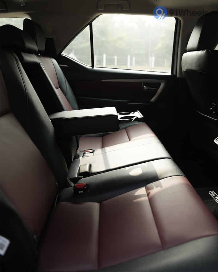 Seats & Cabin Comfort - 3