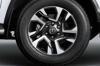Toyota Fortuner Legender Wheel Toyota Fortuner Legender Wheel