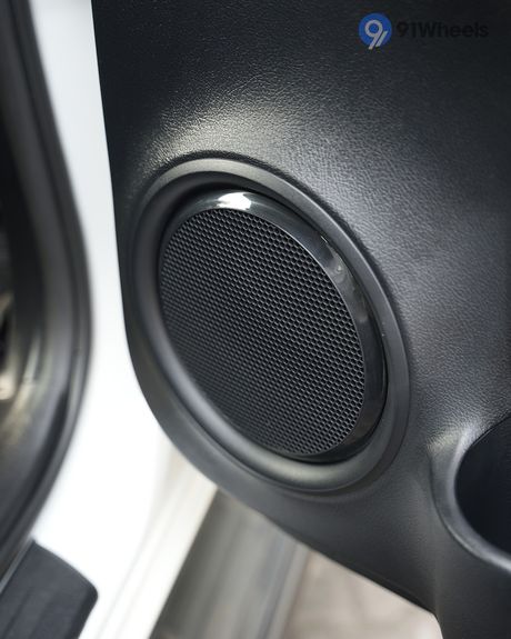 Fortuner Legender Front Speakers