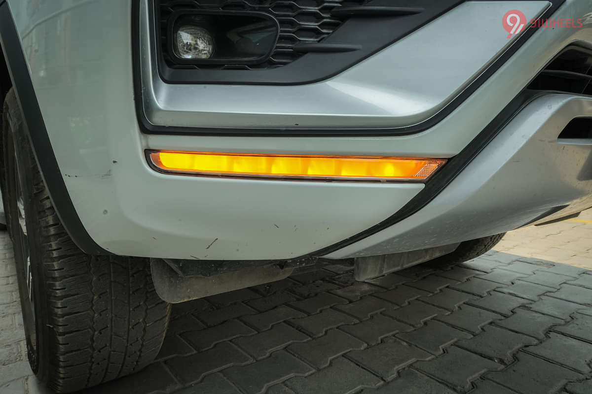 Toyota Fortuner Blinker