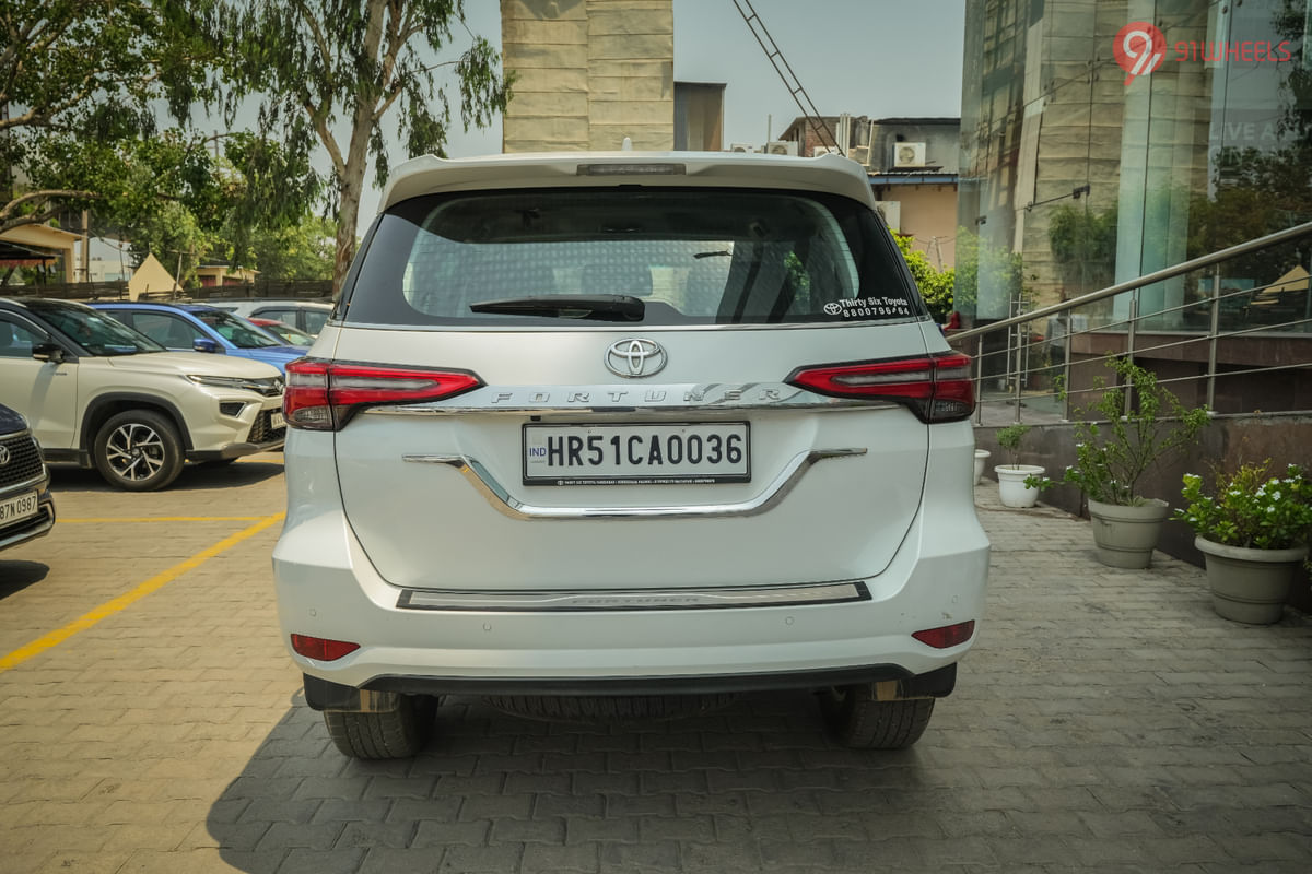 Toyota Fortuner Rear View