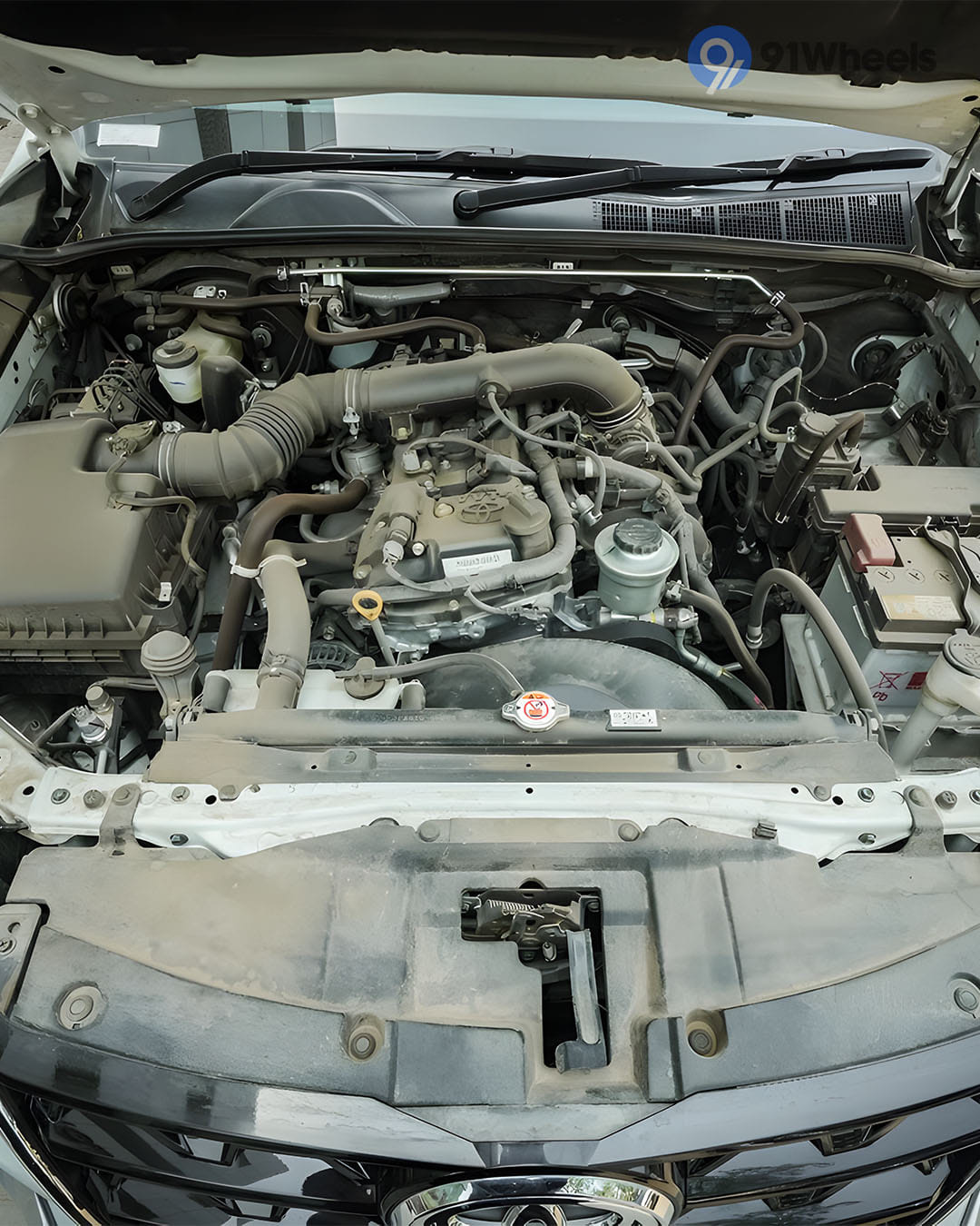 Toyota Fortuner Engine Shot