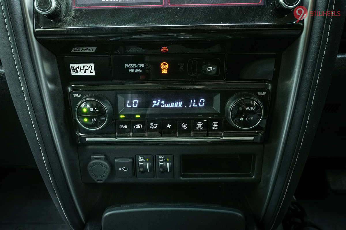 Toyota Fortuner AC Controls