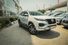 Fortuner image