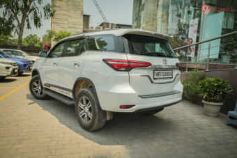 Toyota Fortuner Left Rear Three Quarter Toyota Fortuner Left Rear Three Quarter