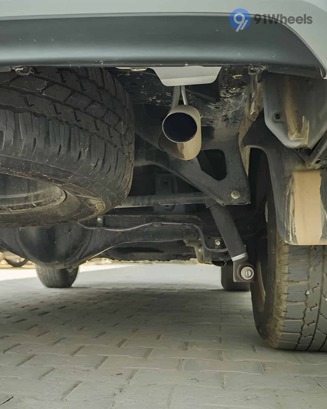 Exhaust Pipes