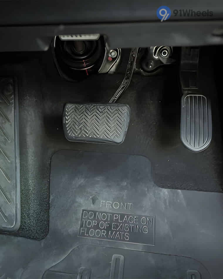 Driver Controls - 10