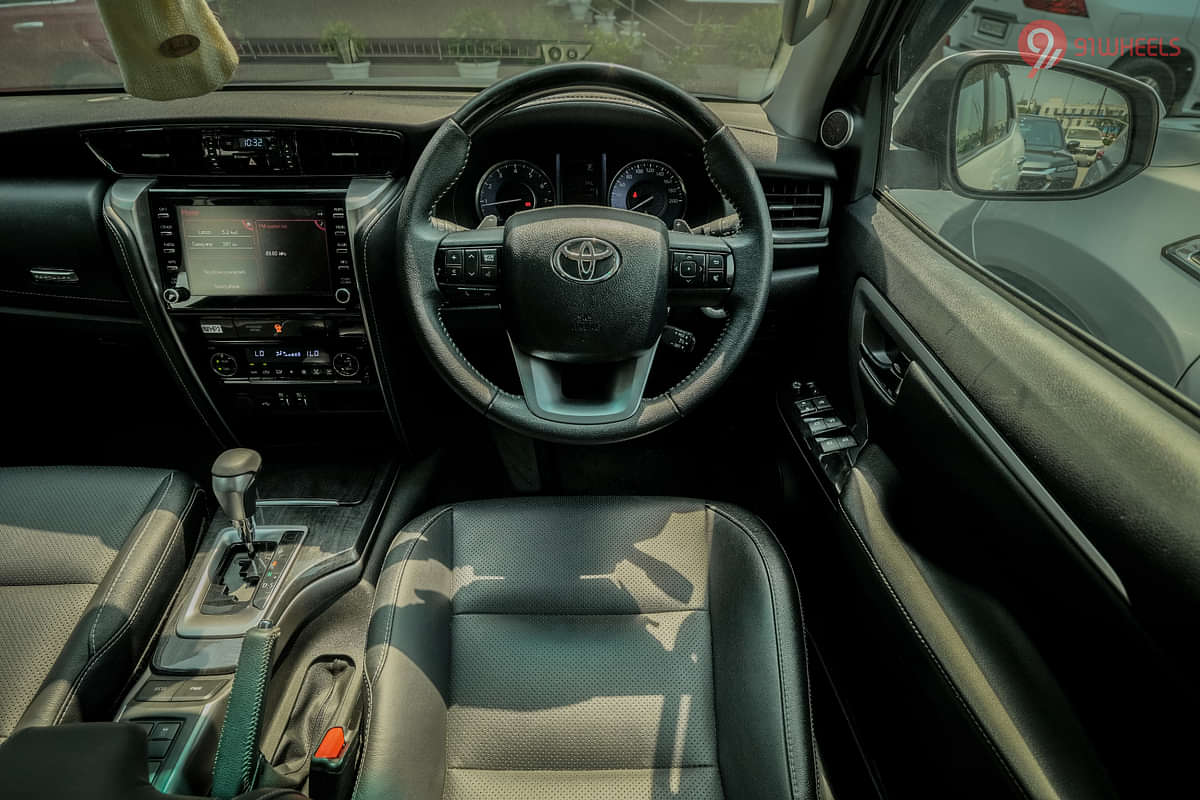 Toyota Fortuner Steering Wheel