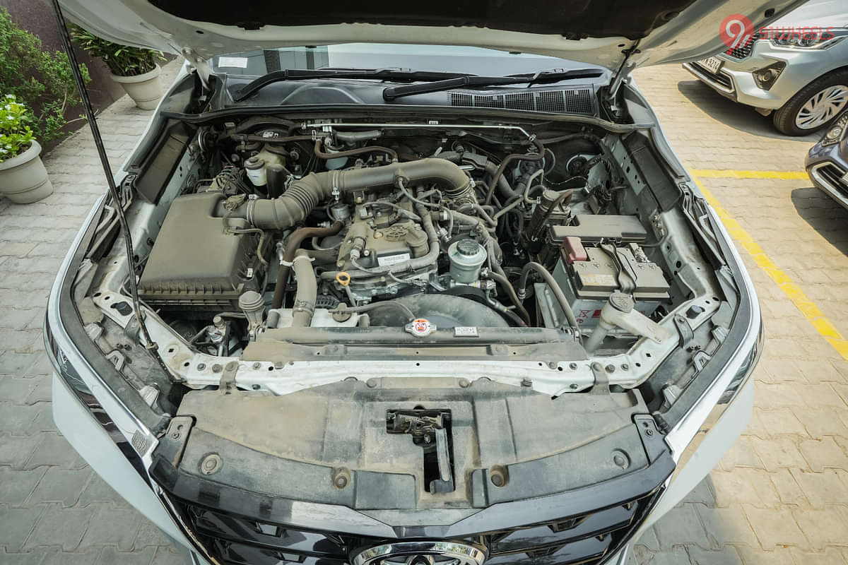 Toyota Fortuner Engine Shot