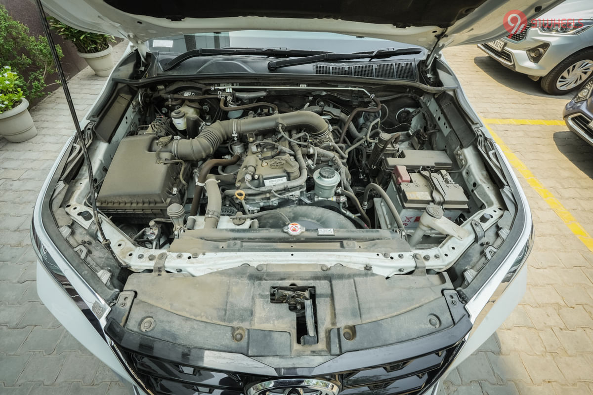 Toyota Fortuner Engine Shot