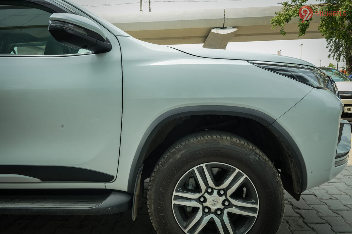 Toyota Fortuner Front Fender