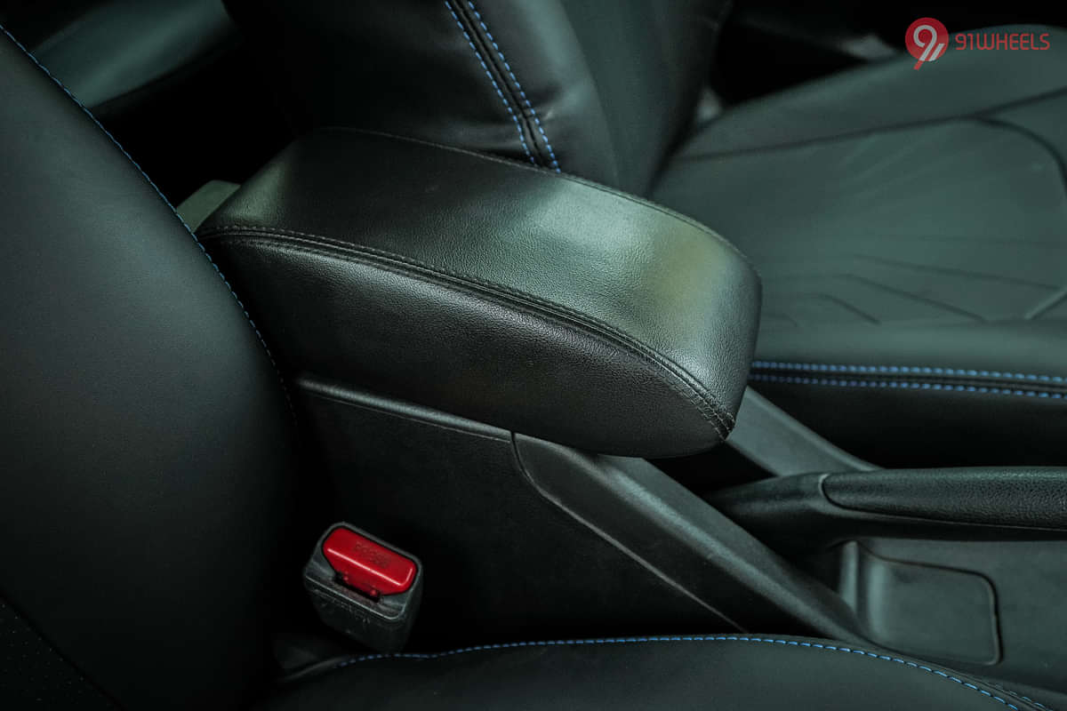 Toyota Glanza Front Centre Arm Rest Storage