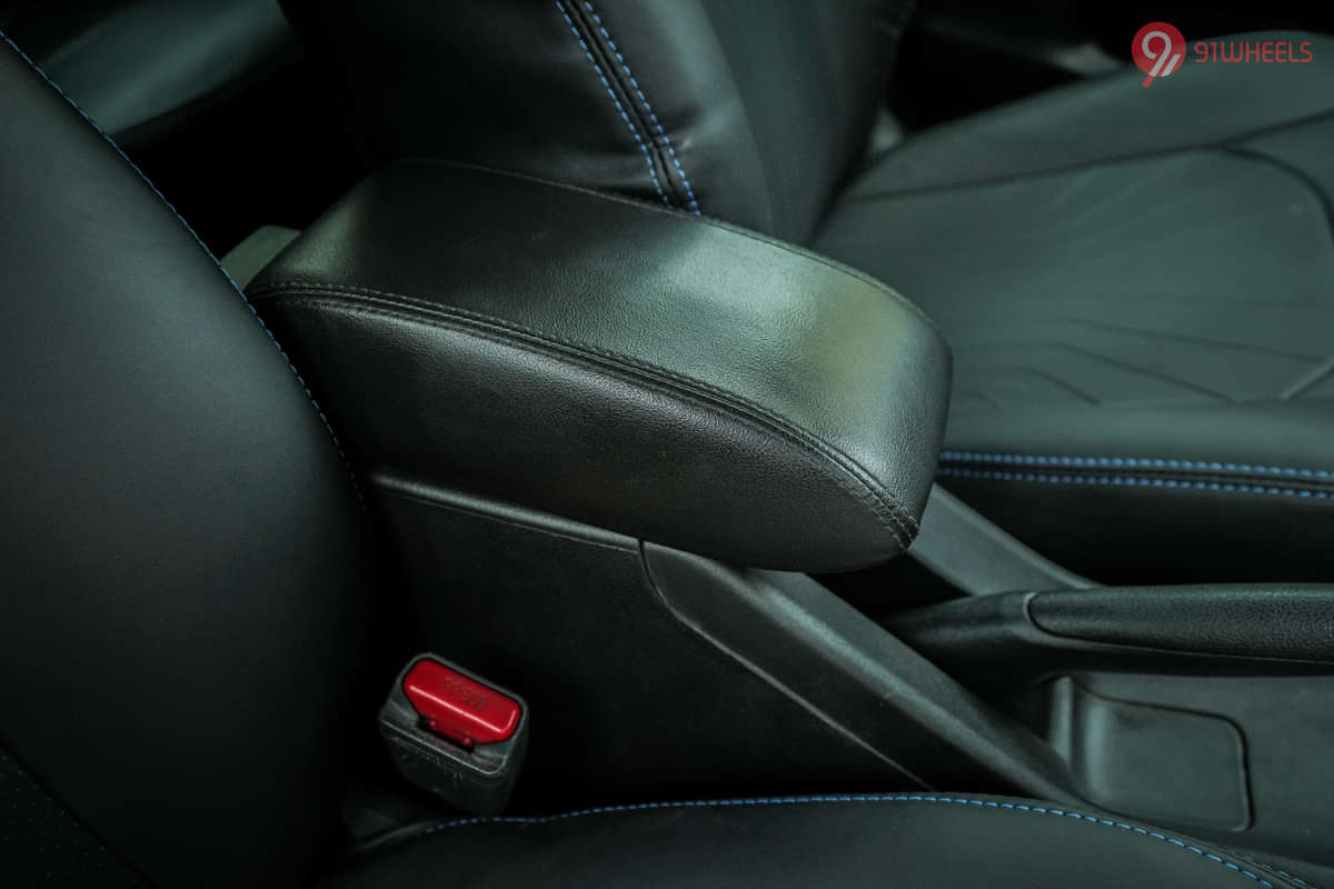Toyota Glanza Front Centre Arm Rest Storage