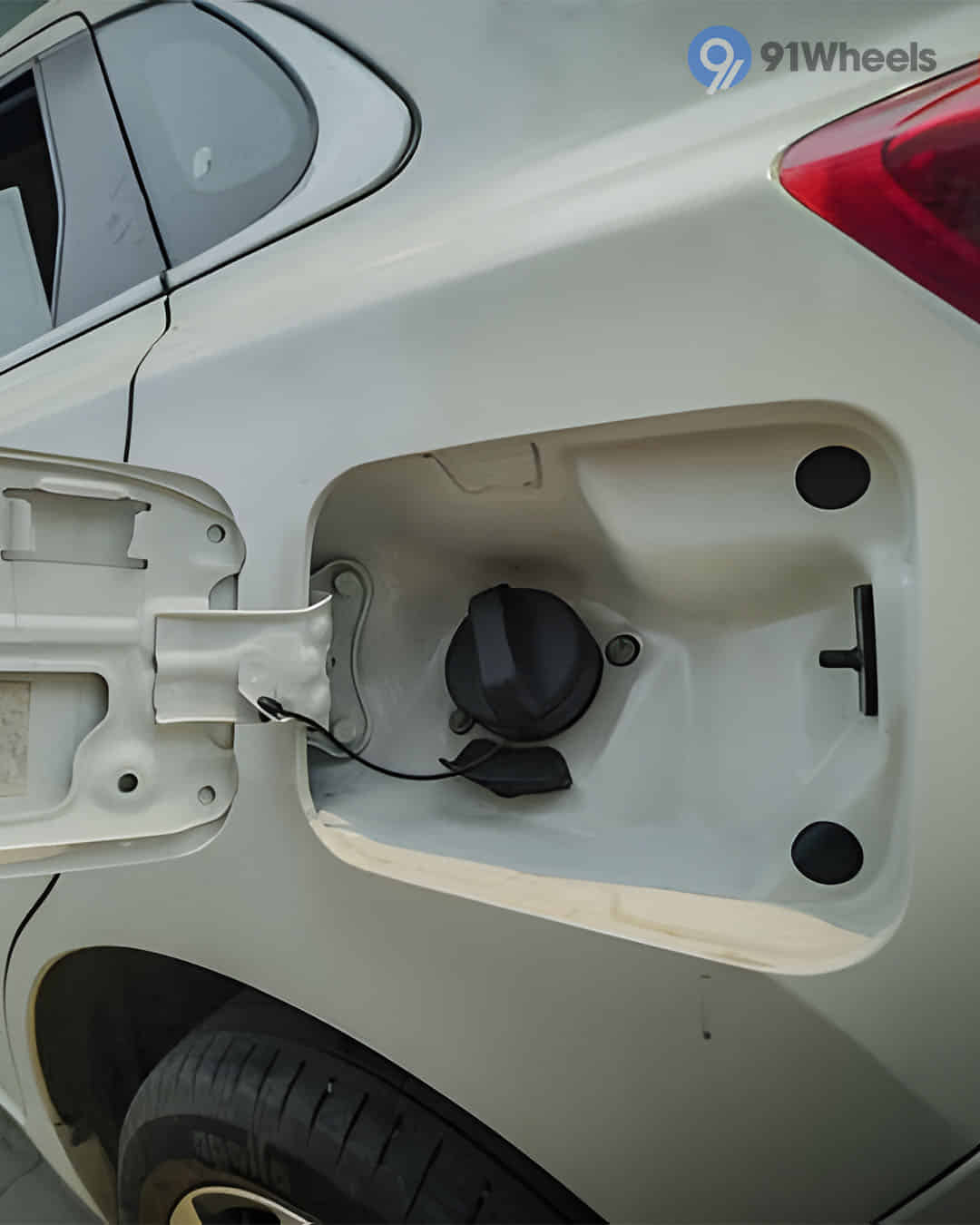 Open Fuel Lid Open Fuel Lid