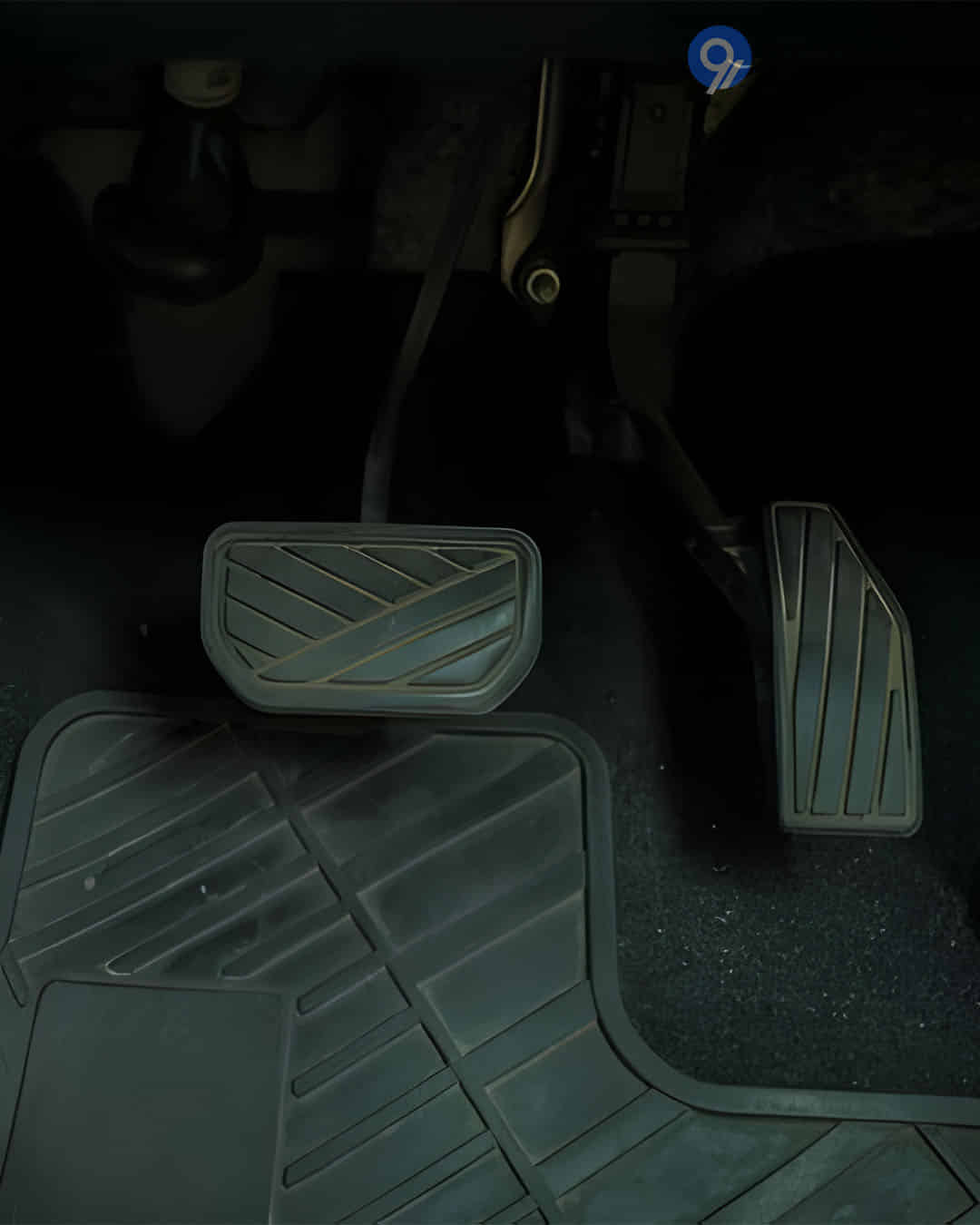 Pedals / Foot Controls Pedals / Foot Controls