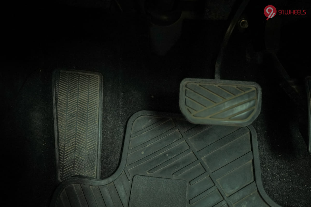 Toyota Glanza Dead Pedal Toyota Glanza Dead Pedal