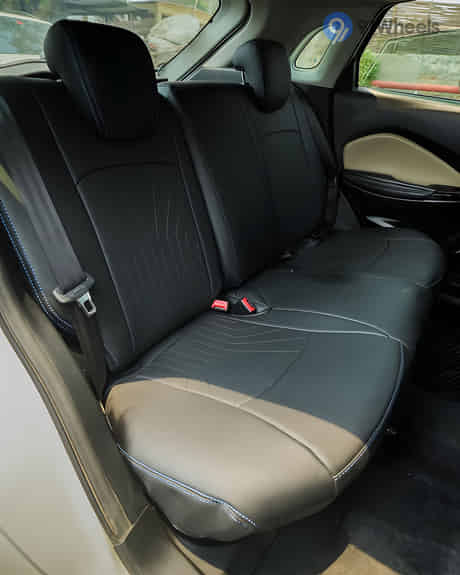 Glanza Rear Seats