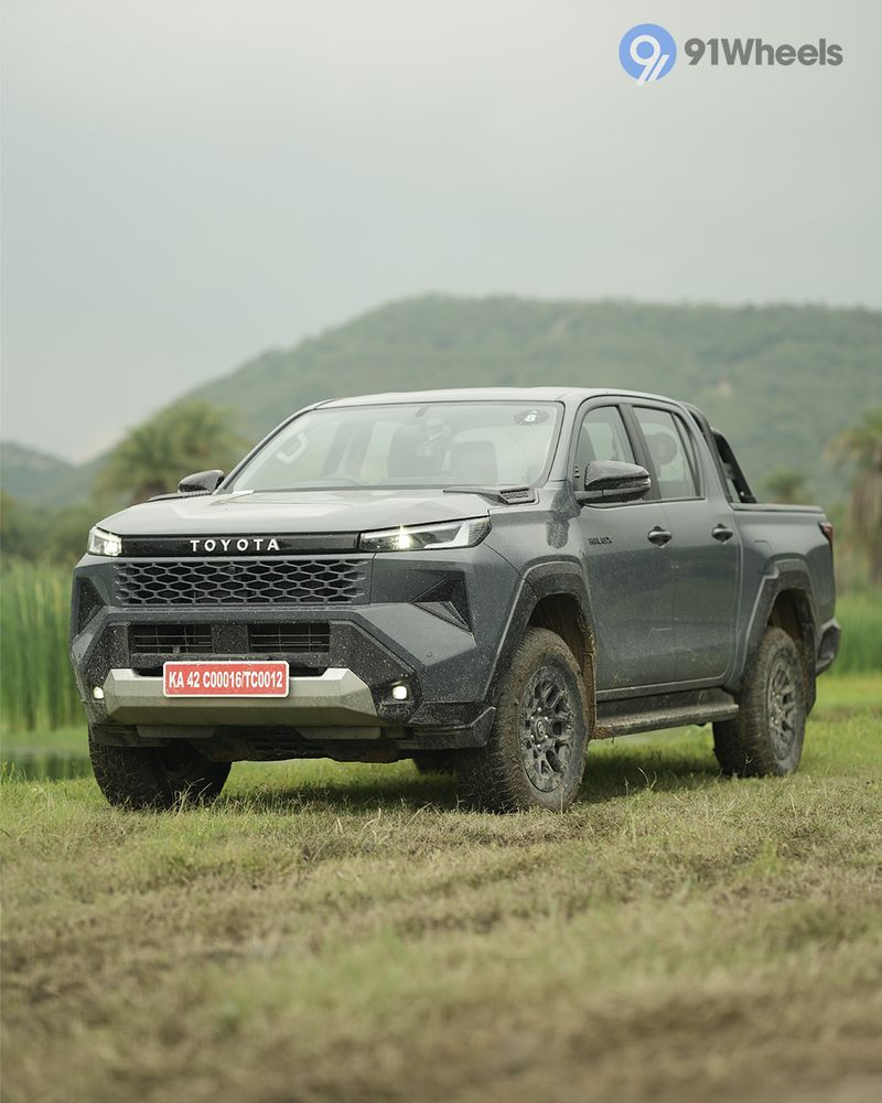 Toyota Hilux - Image 2
