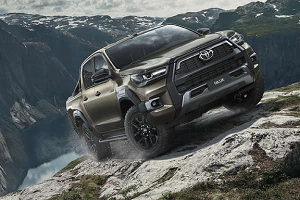 Toyota Hilux Right Front Three Quarter