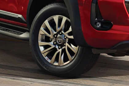Toyota Hilux STD Wheel