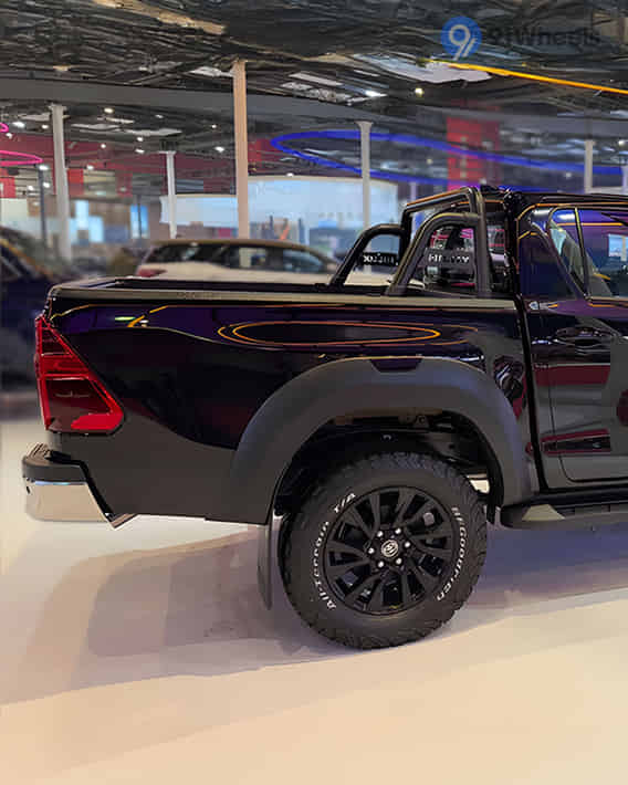 Hilux 2022-2026 Front Fender