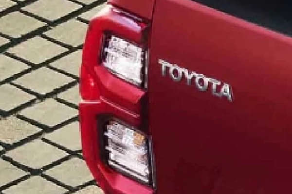 Toyota Hilux Tail Light/Tail Lamp