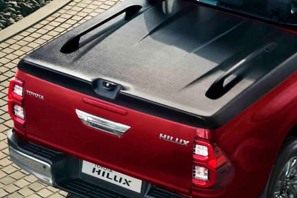 Toyota Hilux Closed Boot/Trunk