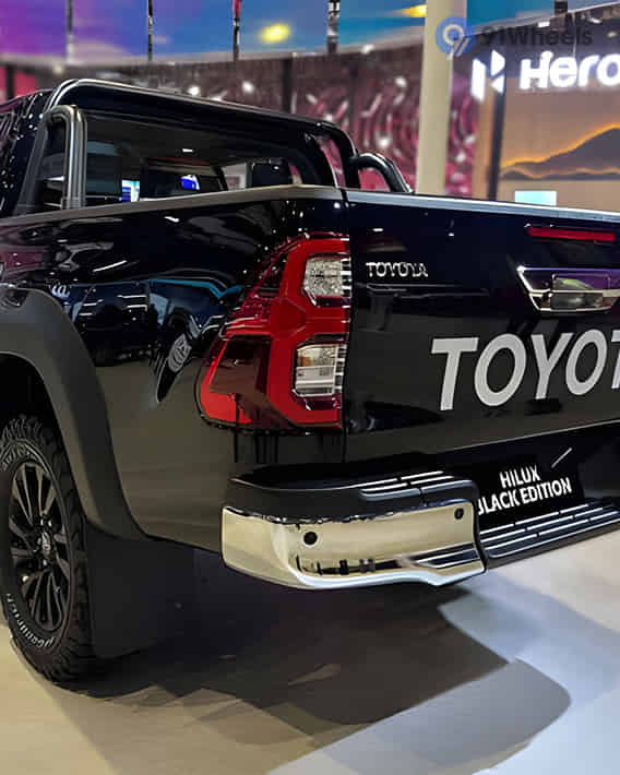 Hilux 2022-2026 Tail Light / Tail Lamp