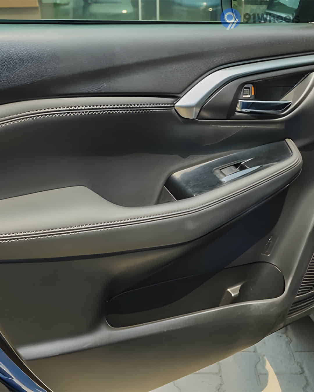 Rear Door Pocket Rear Door Pocket