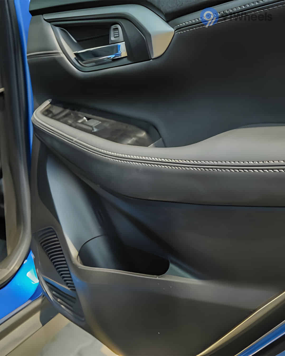 Passenger Side Front Door Pocket Passenger Side Front Door Pocket