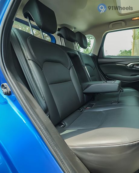 Urban Cruiser HyRyder Rear Seats