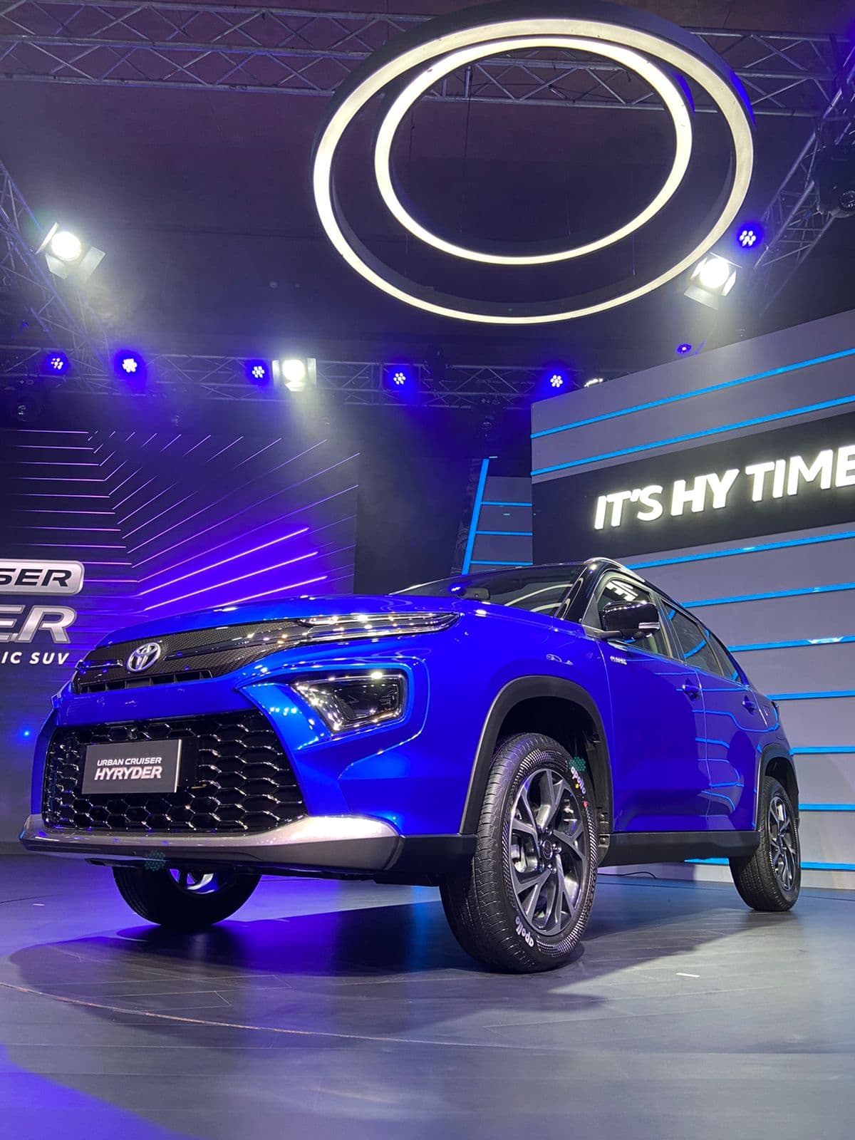 Toyota Urban Cruiser HyRyder Images - Urban Cruiser HyRyder Interior ...