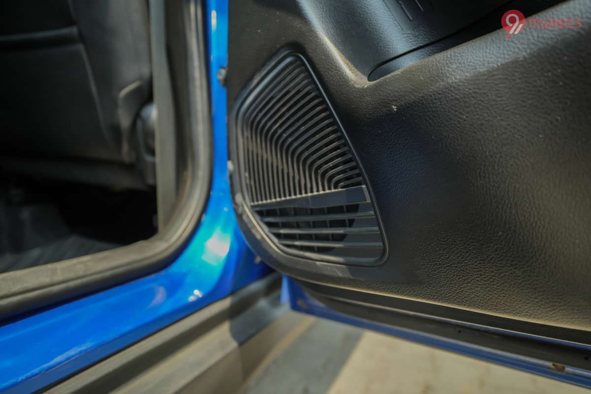 Toyota Urban Cruiser HyRyder Rear Speakers