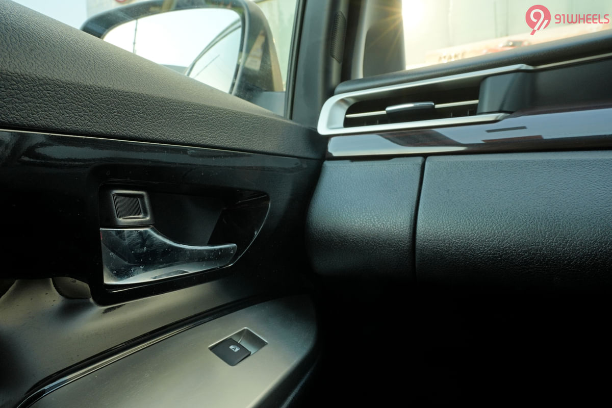 Toyota Innova Crysta Passenger Side Front Door Pocket