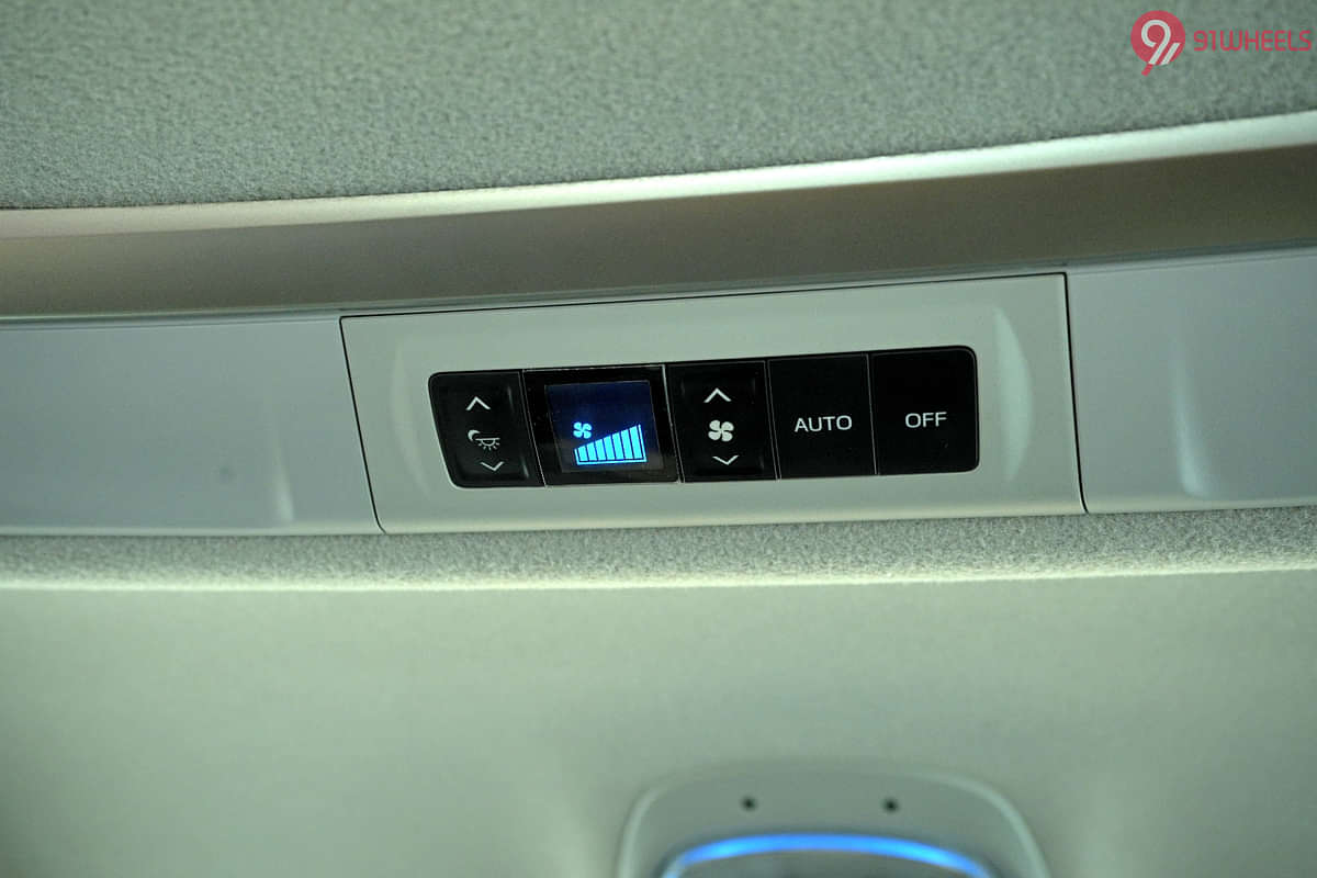 Toyota Innova Crysta AC Controls