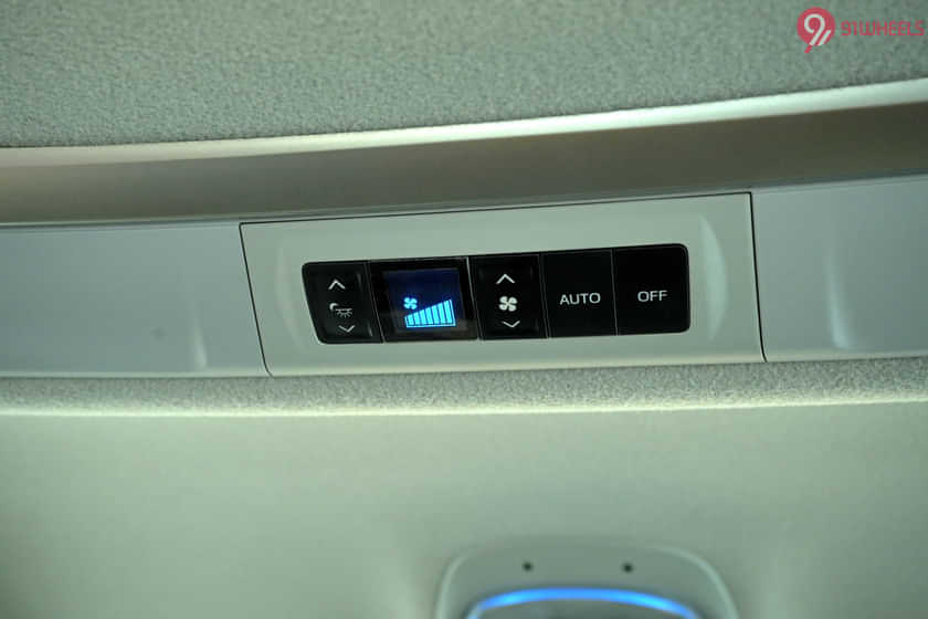Toyota Innova Crysta AC Controls Toyota Innova Crysta AC Controls