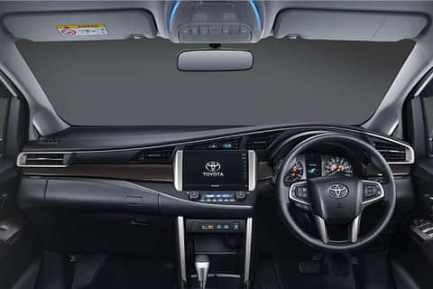 Toyota Innova Crysta Dashboard