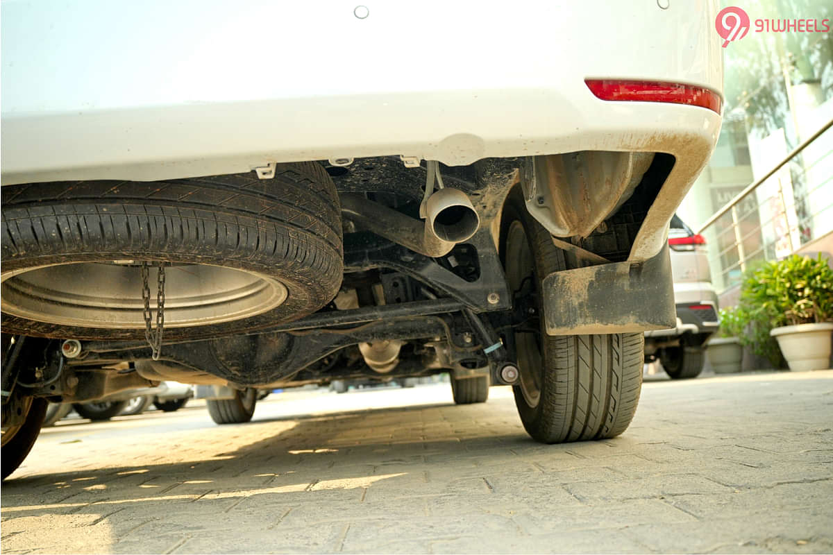 Toyota Innova Crysta Exhaust Pipes