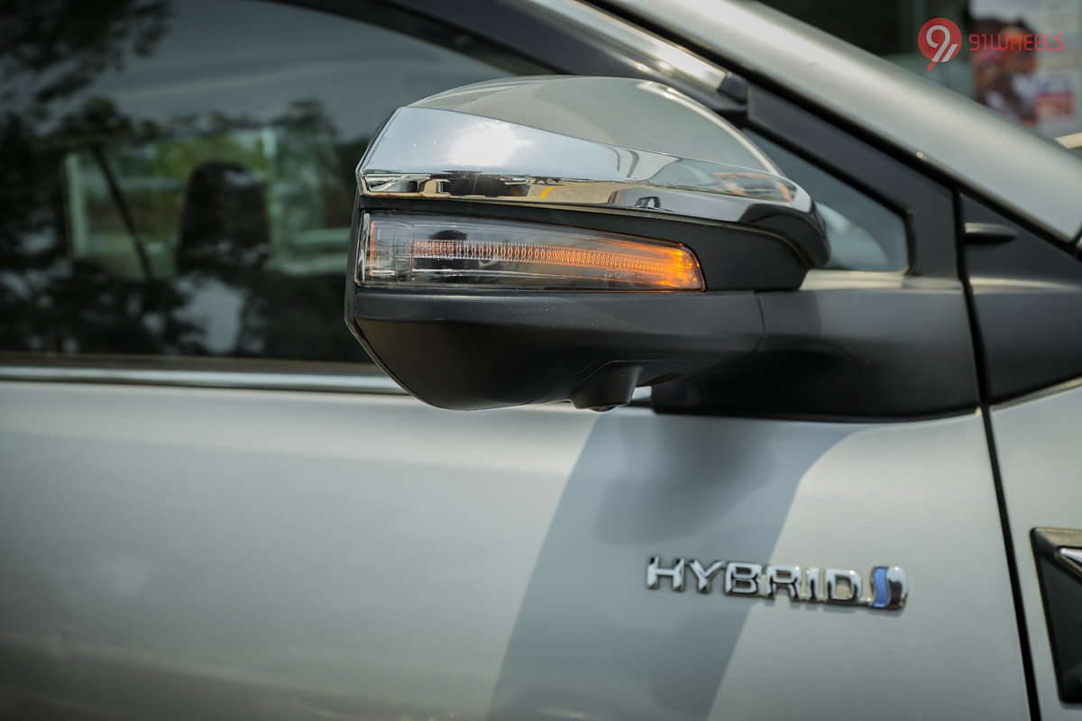 Toyota Innova Hycross ORVM Blinker