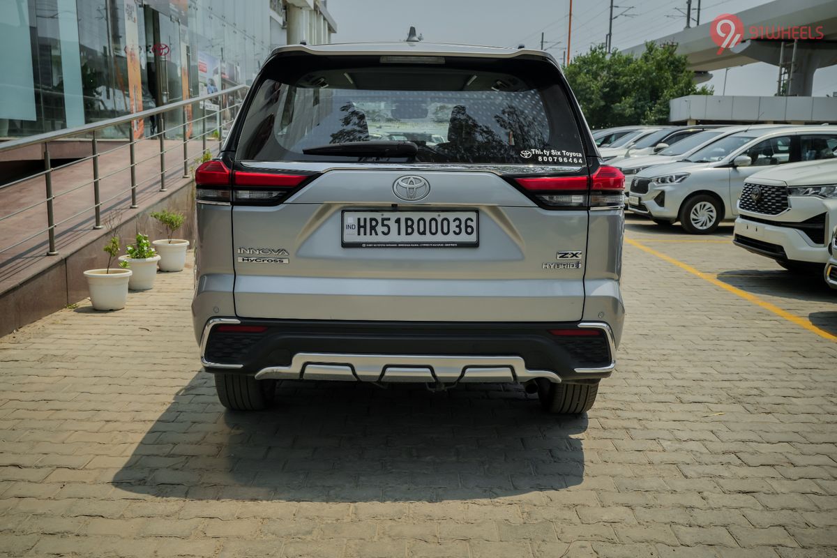 Innova Hycross Back Look Toyota Innova Hycross Images - Innova Hycross Interior & Exterior [119 ...