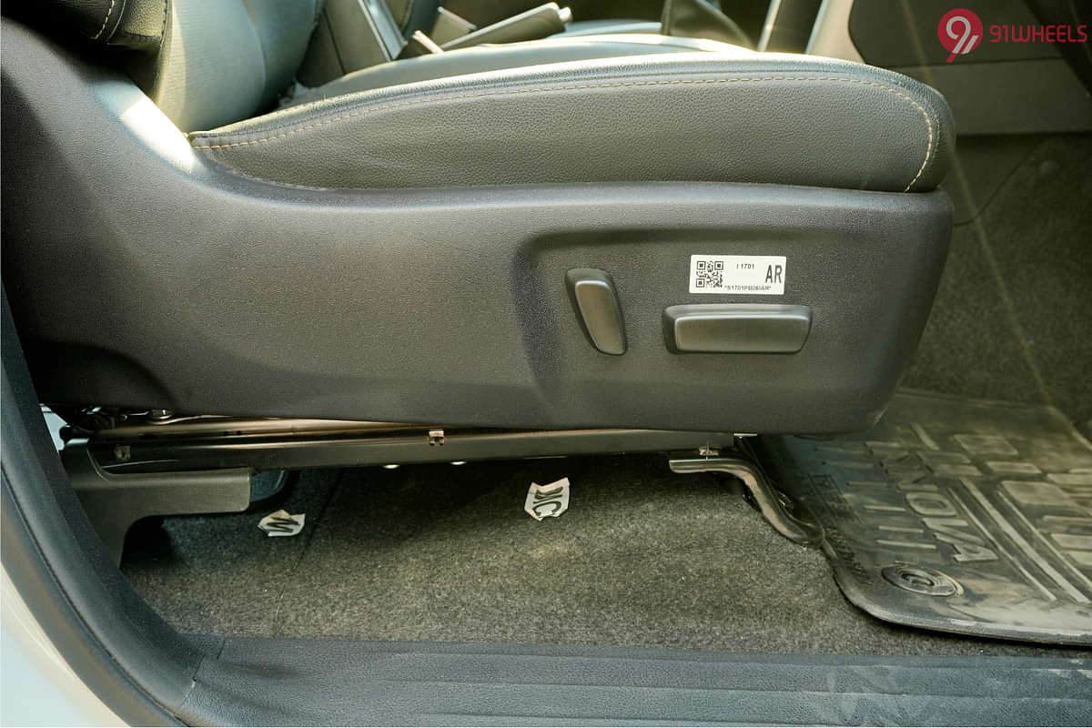 Toyota Innova Hycross Seat Adjustment for Driver