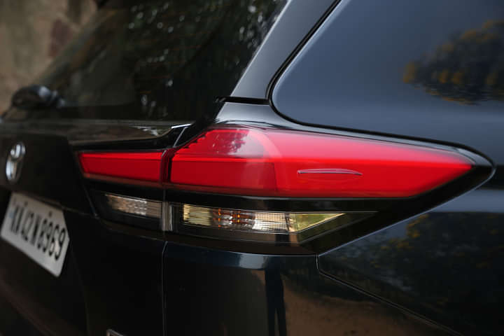 Toyota Innova Hycross Tail Light/Tail Lamp