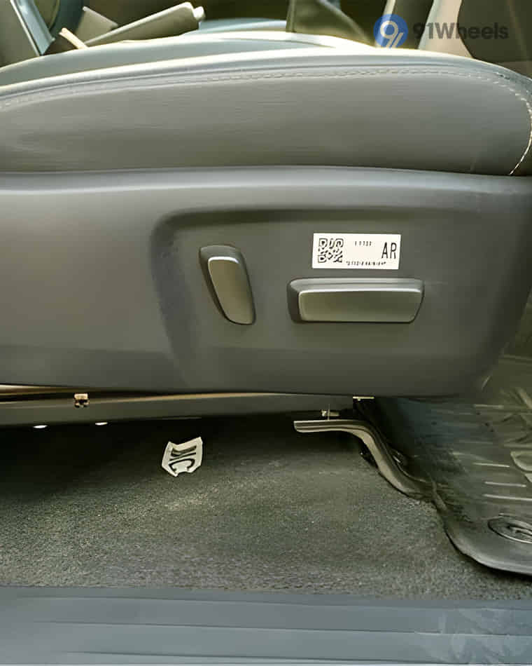 Seats & Cabin Comfort - 2