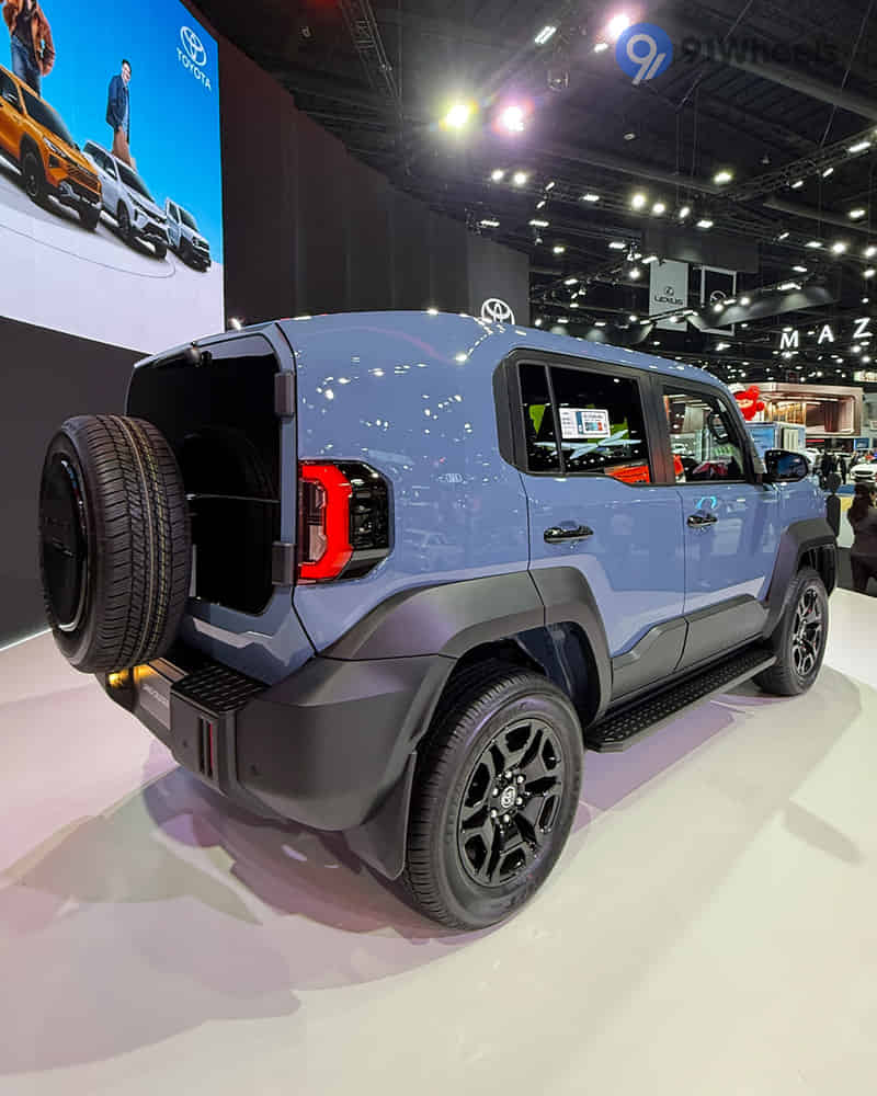 Toyota Land Cruiser FJ - Image 5